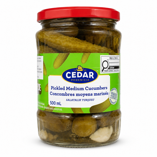 Cedar Pickled Medium Cucumbers 500 ml product package on a white background
